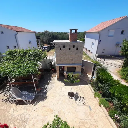 Nena 2 Apartmán