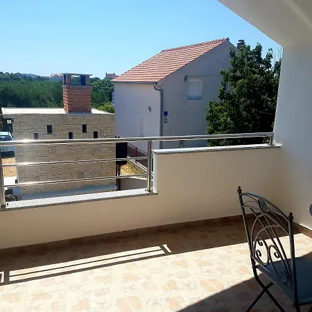 Nena 2 Apartmán Sukošan